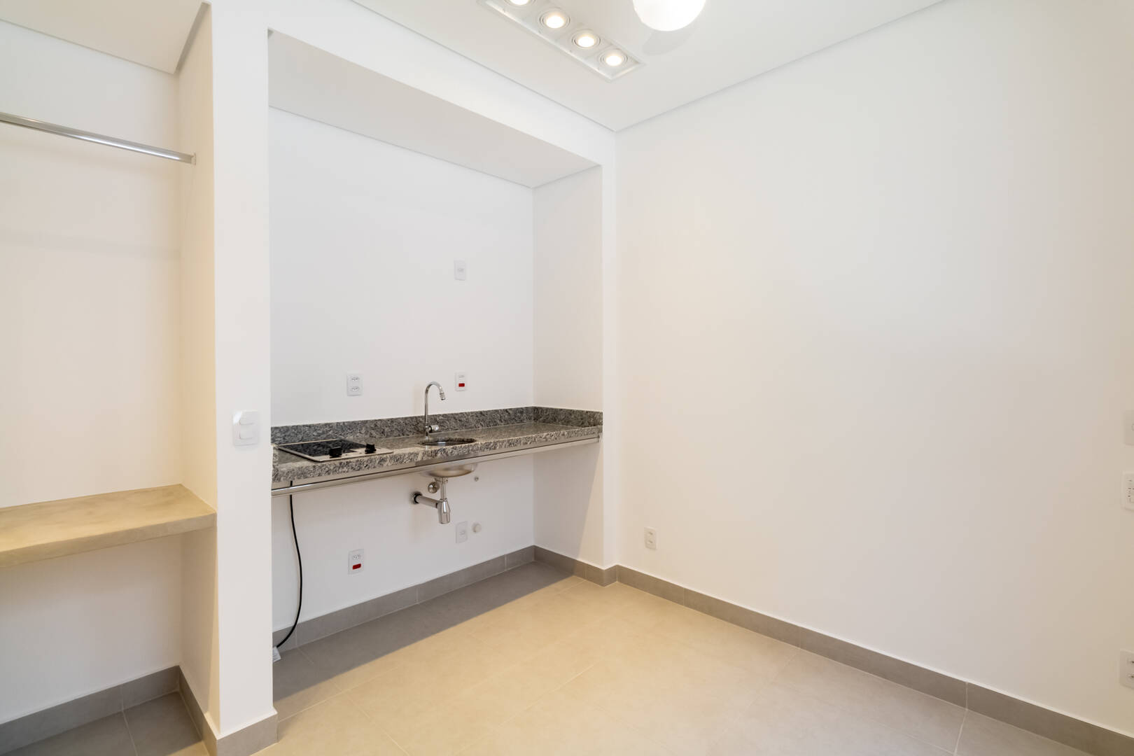 Casa, 1 quarto, 12 m² - Foto 3