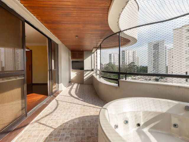 Venda em Vila Andrade - São Paulo