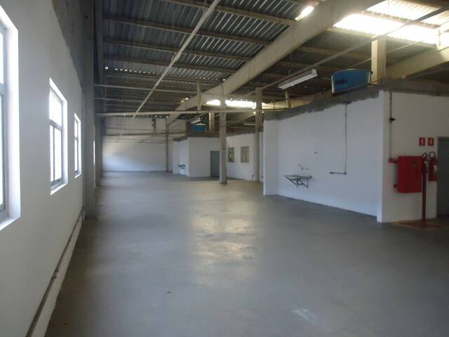 #747 - Sala para Locação em Jandira - SP - 2