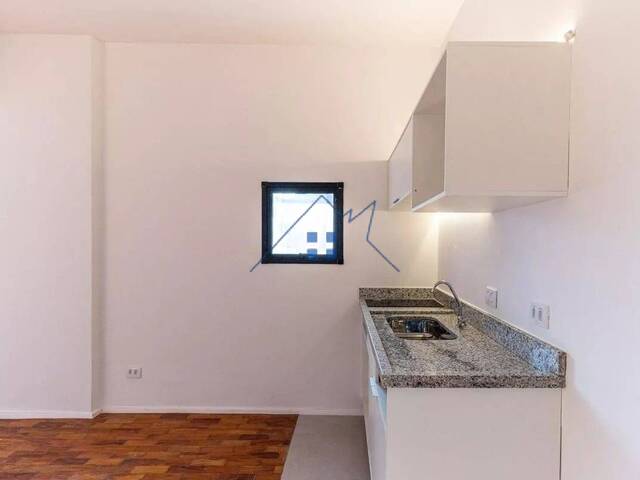 #977 - Apartamento para Locação em São Paulo - SP