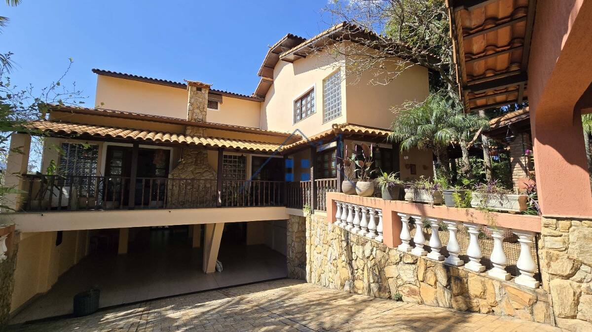 Casa, 5 quartos, 465 m² - Foto 1