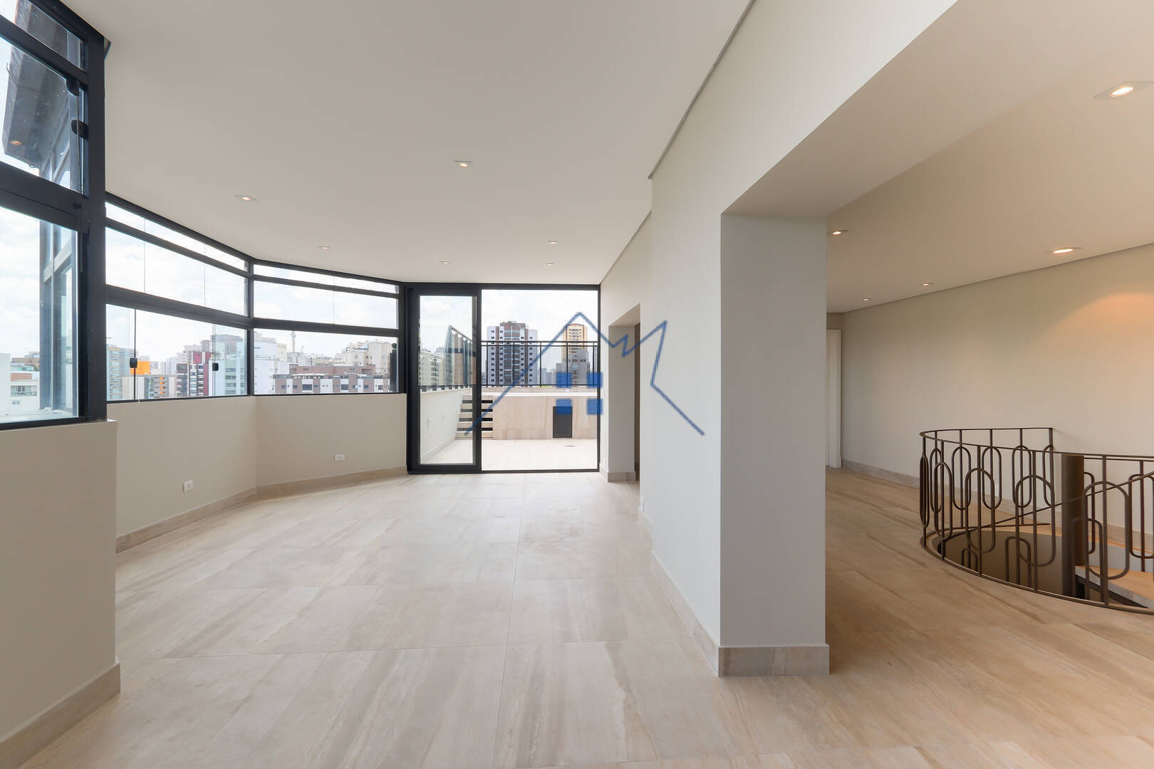 Cobertura, 3 quartos, 249 m² - Foto 22