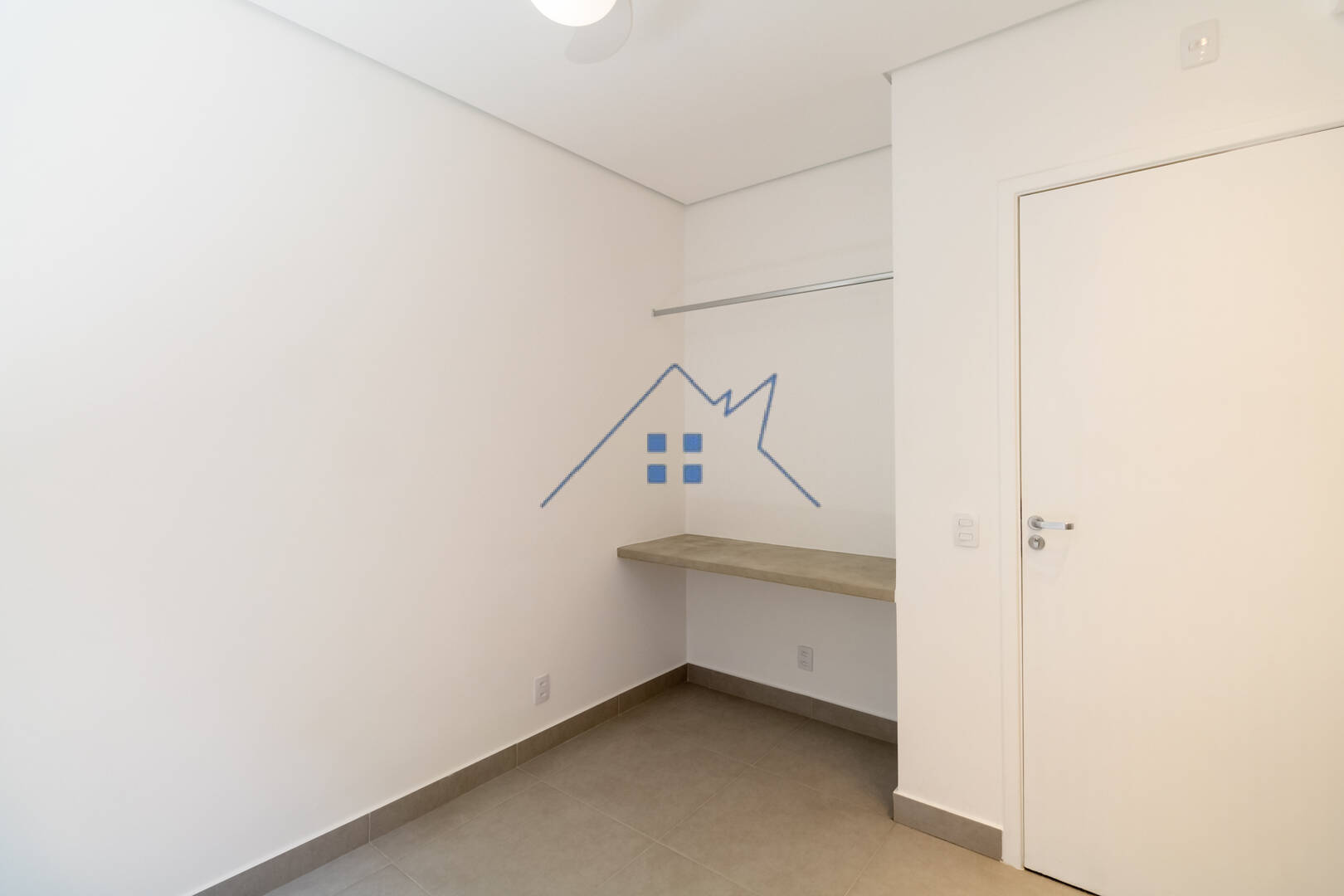 Apartamento, 1 quarto, 12 m² - Foto 2