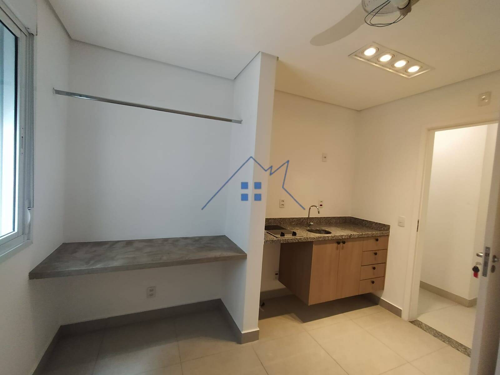 Casa, 1 quarto, 12 m² - Foto 1