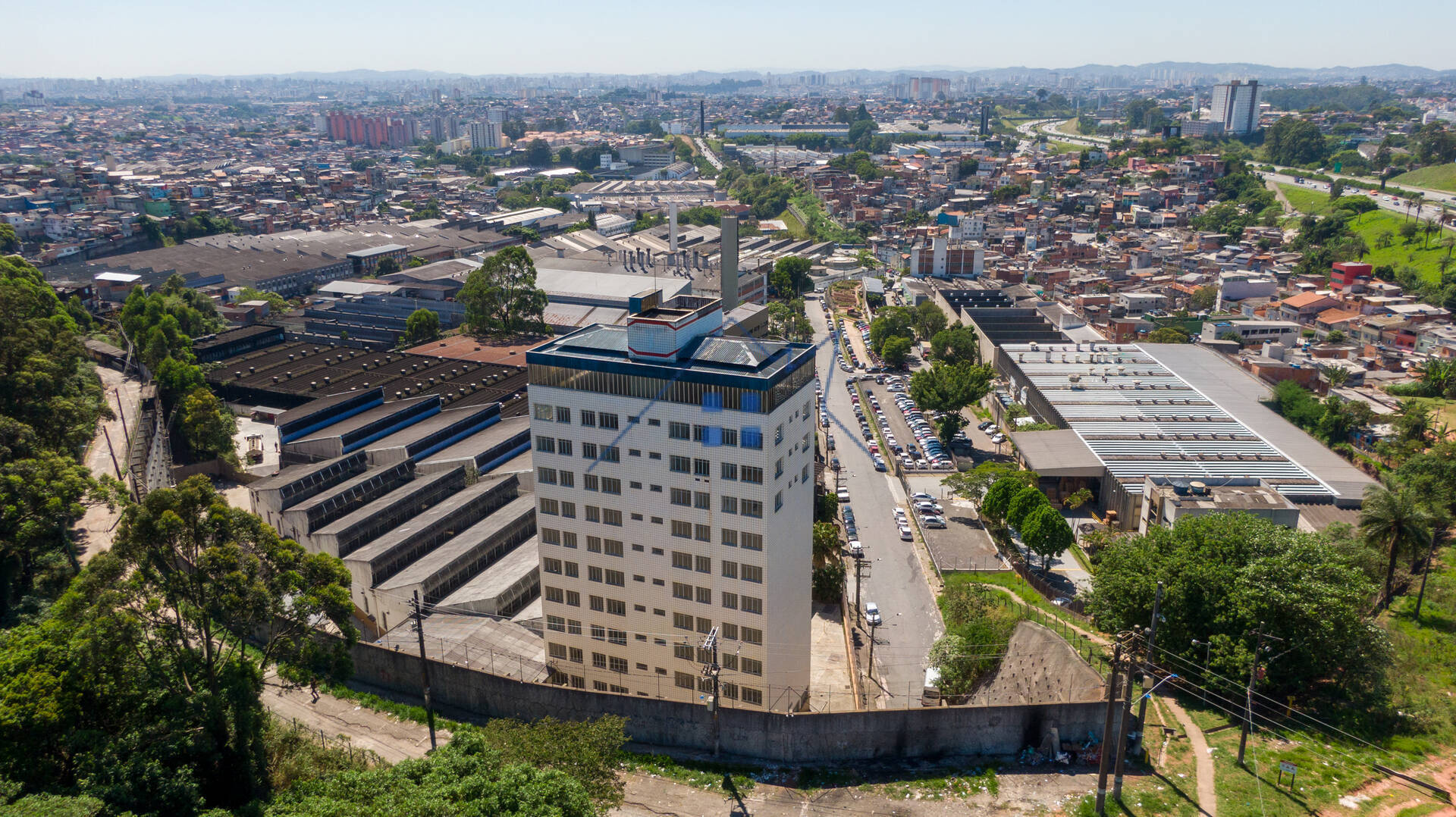Prédio Inteiro, 4950 m² - Foto 1