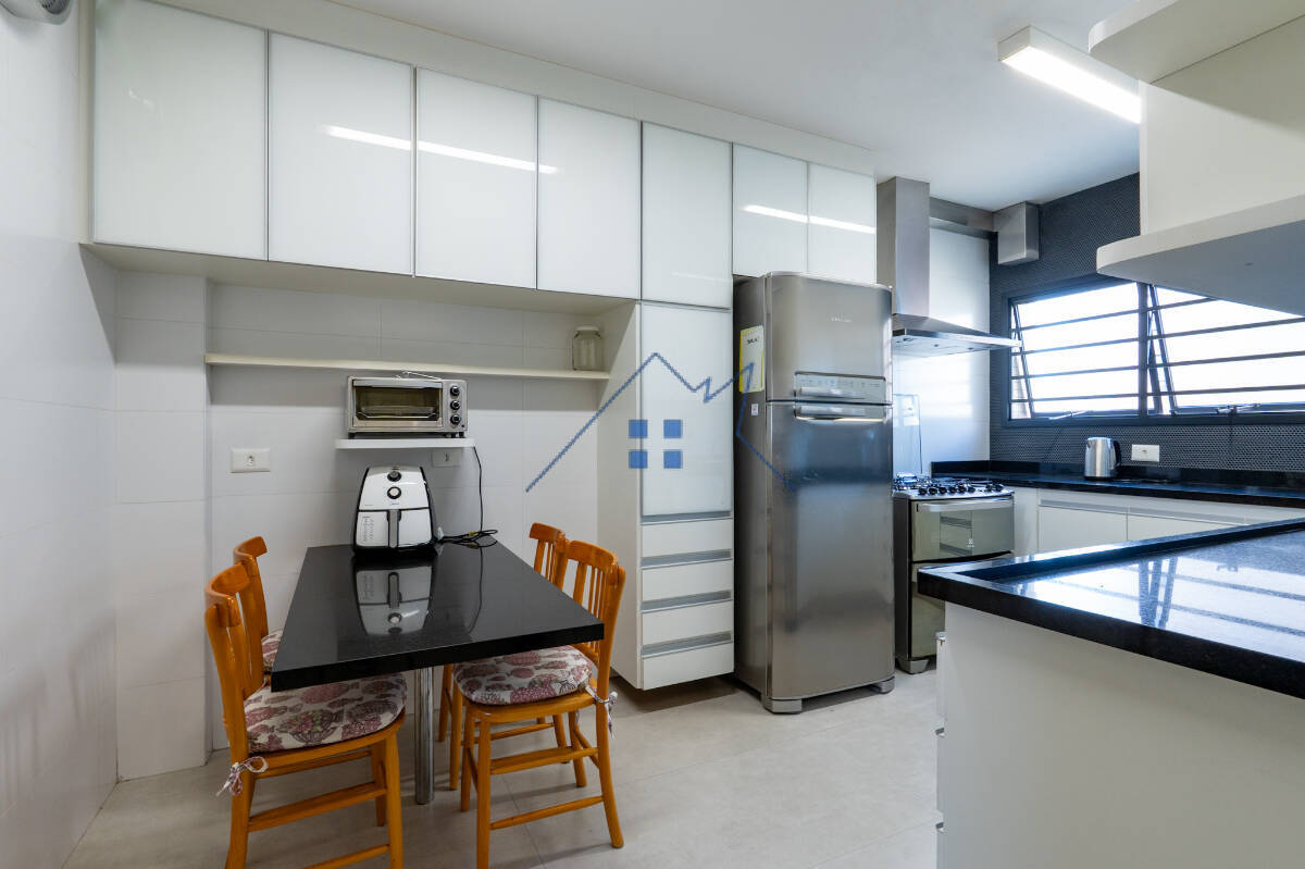 Apartamento, 4 quartos, 245 m² - Foto 8