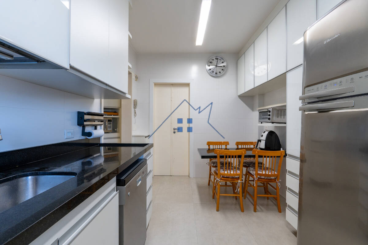 Apartamento, 4 quartos, 245 m² - Foto 37