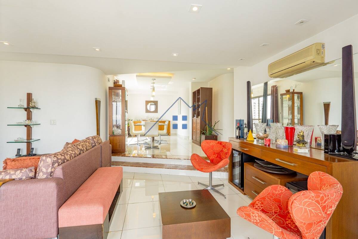 Apartamento, 3 quartos, 177 m² - Foto 2
