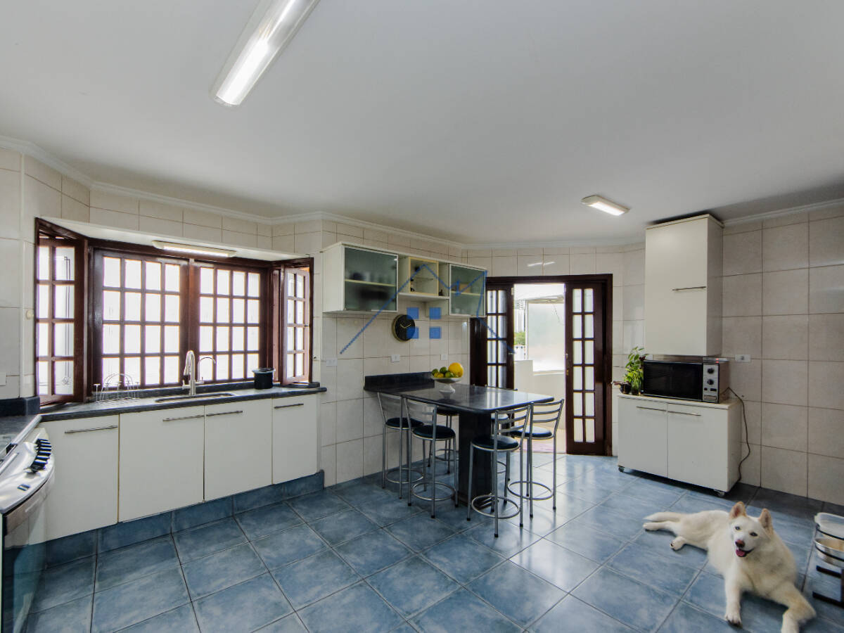 Casa, 4 quartos, 198 m² - Foto 2