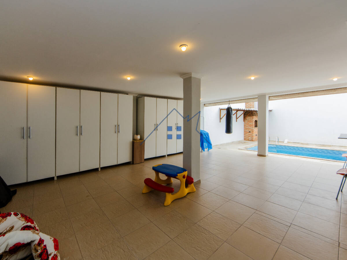 Casa, 4 quartos, 198 m² - Foto 27