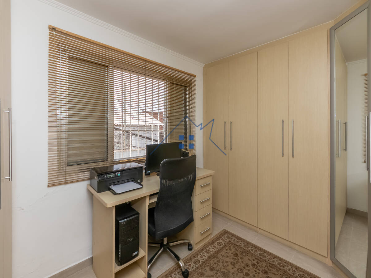 Casa, 2 quartos, 219 m² - Foto 8
