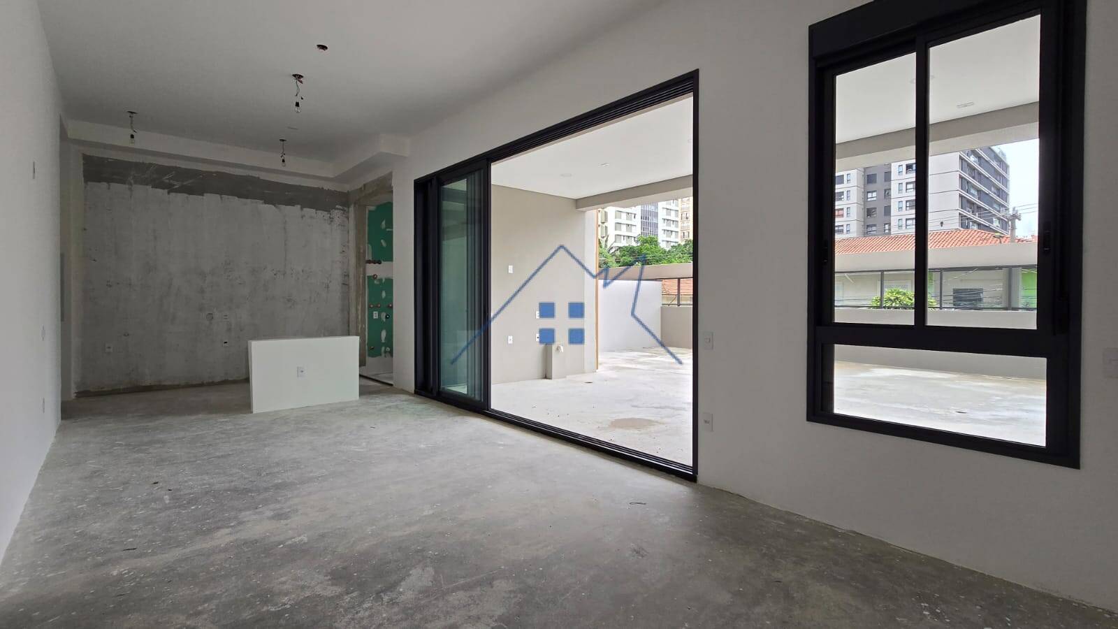 Apartamento, 3 quartos, 296 m² - Foto 2