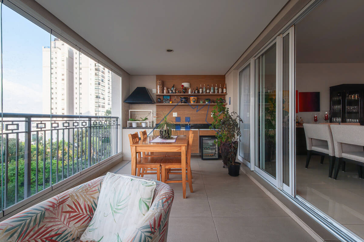 Apartamento, 3 quartos, 170 m² - Foto 2