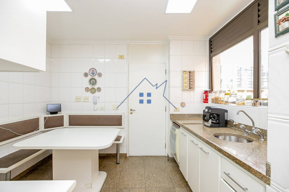 Apartamento, 3 quartos, 225 m² - Foto 54