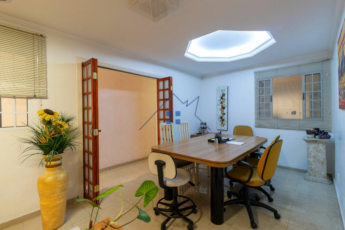 Casa, 4 quartos, 180 m² - Foto 15
