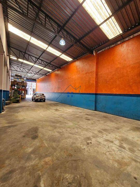 Prédio Inteiro, 1770 m² - Foto 1