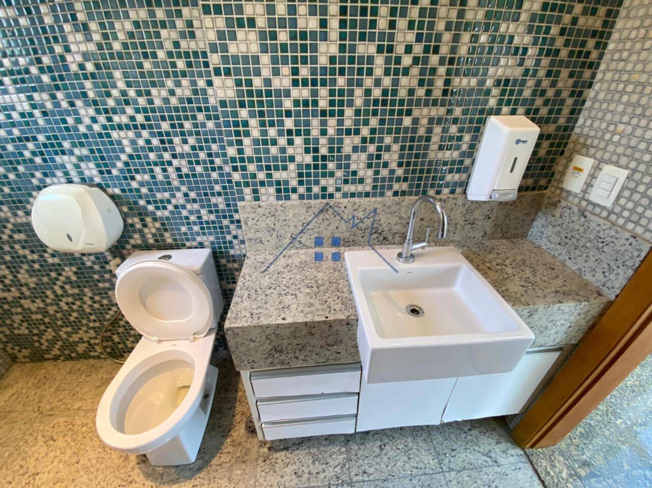Prédio Inteiro, 270 m² - Foto 25